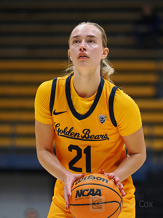 Womens Basketball: California Golden Bears vs Washington Huskies