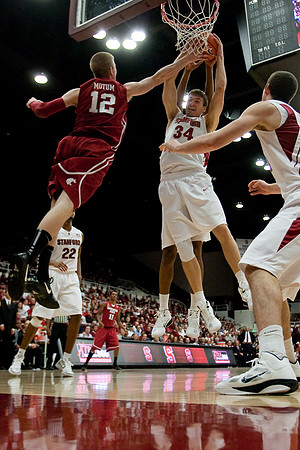 NCAA MEN'S BASKETBALL 2011 - Jan 15 - Washington State at Stanford