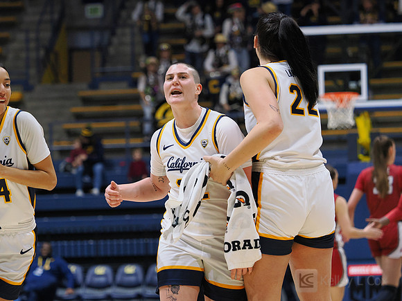 Ioanna Krimili (32), Claudia Langarita (22)
