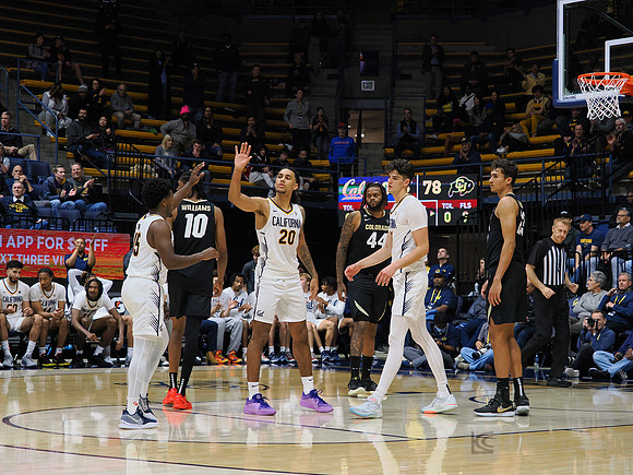 Jalen Cone (15), Jaylon Tyson (20)