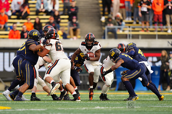 NCAA Football: Oregon State at California