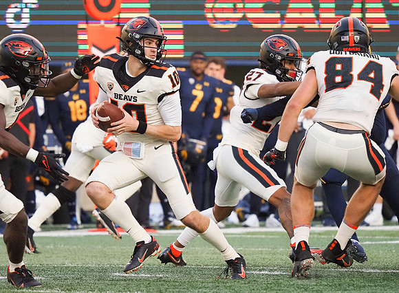 NCAA Football: Oregon State at California