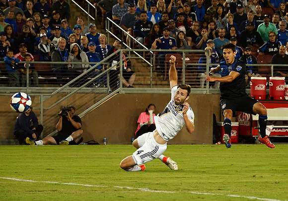 MLS: LA Galaxy at San Jose Earthquakes