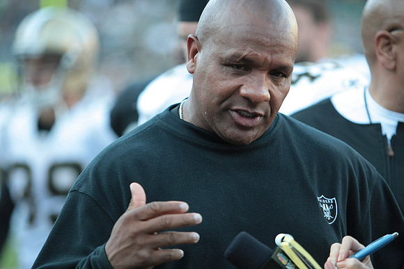 NFL: Preseason New Orleans Saints at Oakland Raiders