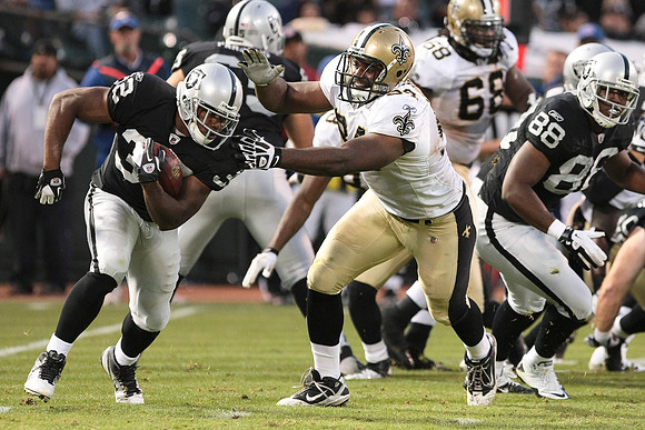 NFL: Preseason New Orleans Saints at Oakland Raiders
