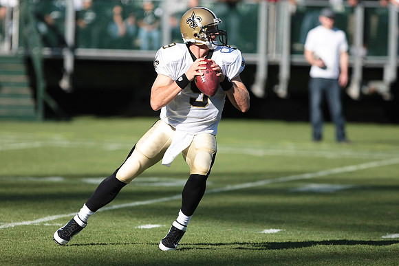 NFL: Preseason New Orleans Saints at Oakland Raiders