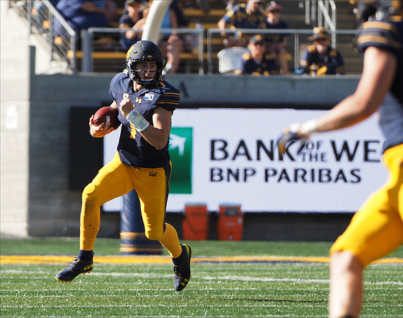 NCAA Football: UC - Davis at California