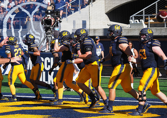 NCAA Football: UC - Davis at California