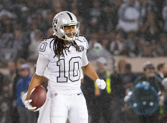 NFL: Kansas City Chiefs at Oakland Raiders