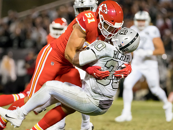 NFL: Kansas City Chiefs at Oakland Raiders