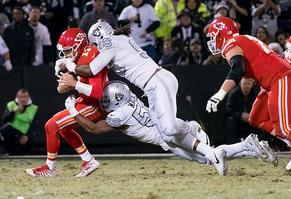 NFL: Kansas City Chiefs at Oakland Raiders
