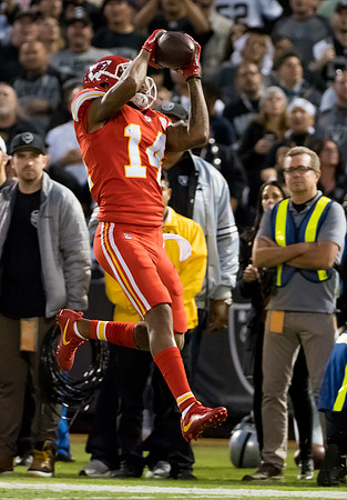 NFL: Kansas City Chiefs at Oakland Raiders