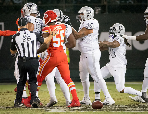 NFL: Kansas City Chiefs at Oakland Raiders