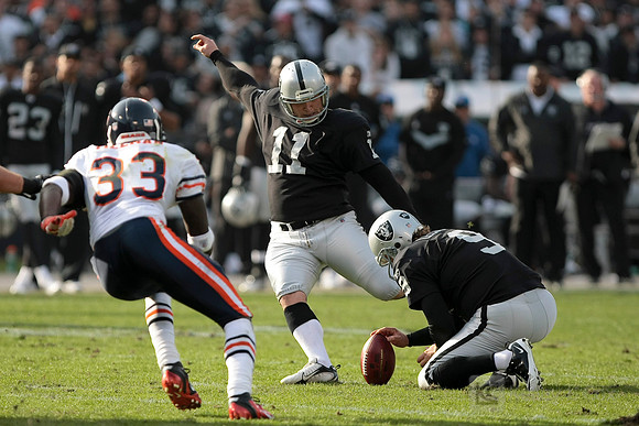NFL: Chicago Bears at Oakland Raiders