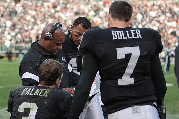 NFL: Chicago Bears at Oakland Raiders