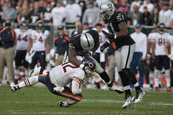 NFL: Chicago Bears at Oakland Raiders