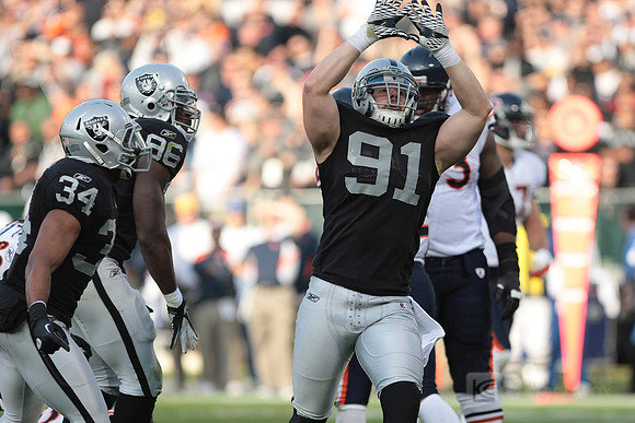 NFL: Chicago Bears at Oakland Raiders