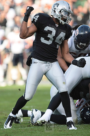 NFL: Chicago Bears at Oakland Raiders