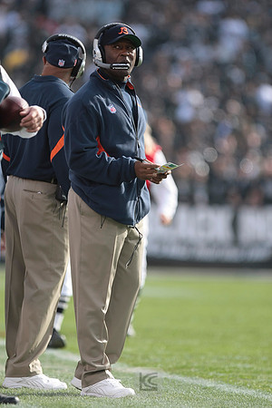 NFL: Chicago Bears at Oakland Raiders