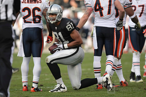 NFL: Chicago Bears at Oakland Raiders