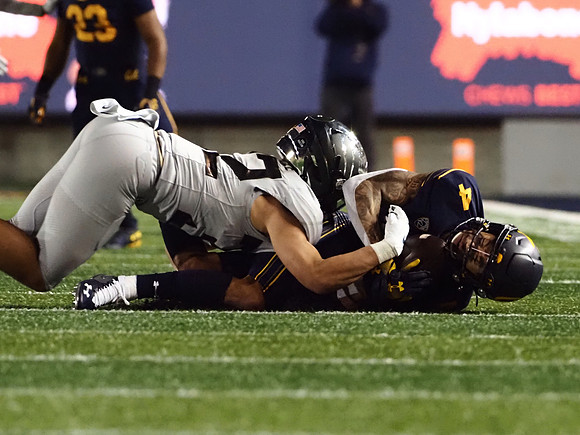 NCAA Football: Oregon at California