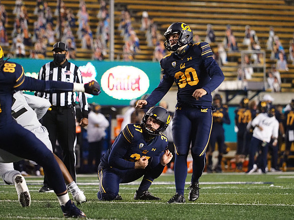 NCAA Football: Oregon at California