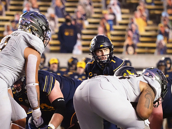 NCAA Football: Oregon at California