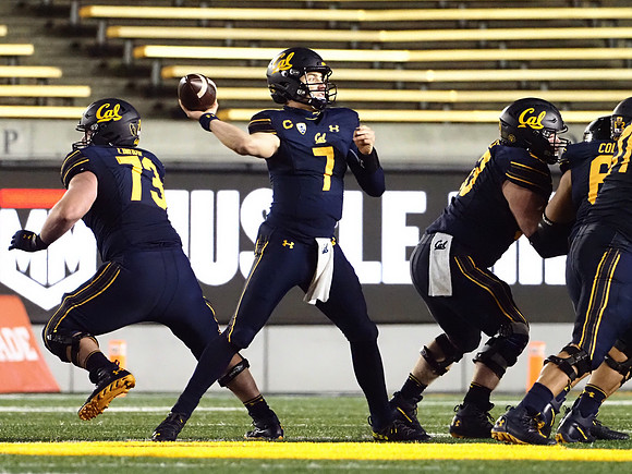 NCAA Football: Oregon at California
