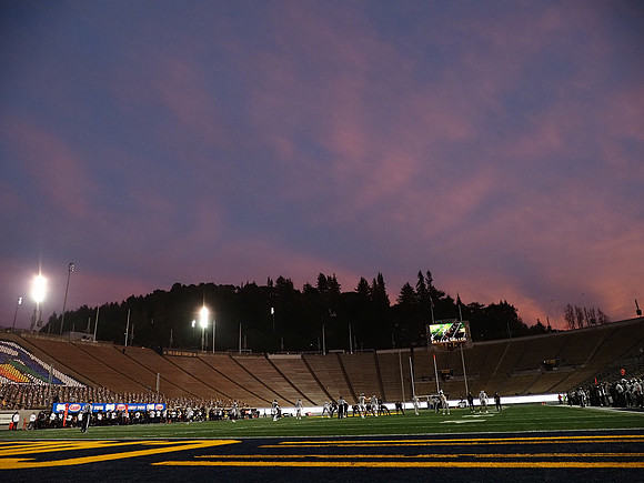 NCAA Football: Oregon at California
