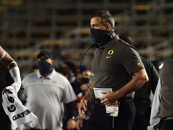 NCAA Football: Oregon at California