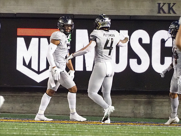 NCAA Football: Oregon at California