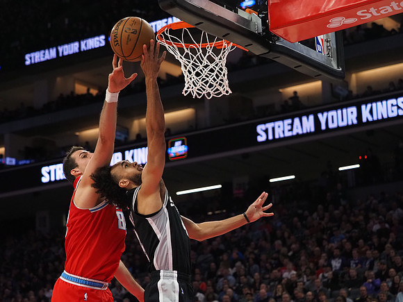 NBA: San Antonio Spurs at Sacramento Kings