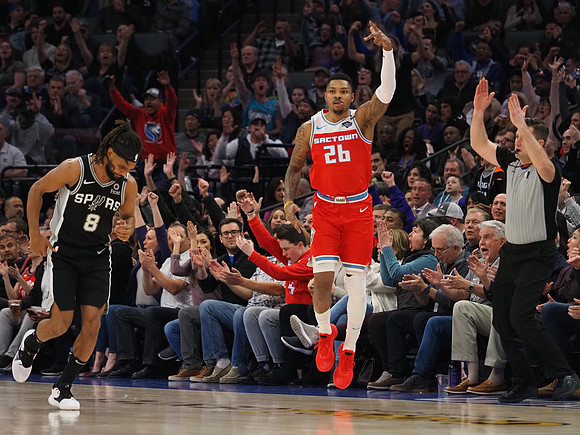 NBA: San Antonio Spurs at Sacramento Kings