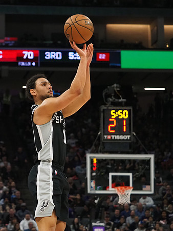 NBA: San Antonio Spurs at Sacramento Kings