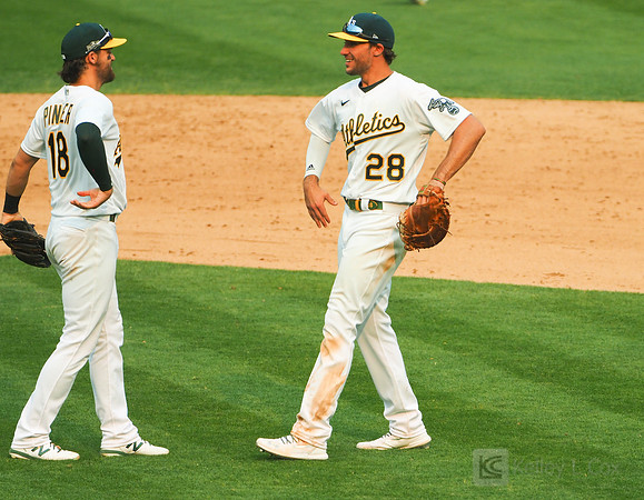 MLB: Wildcard-Chicago White Sox at Oakland Athletics