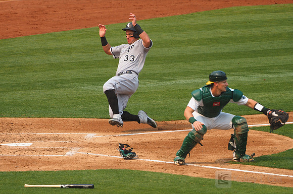 MLB: Wildcard-Chicago White Sox at Oakland Athletics