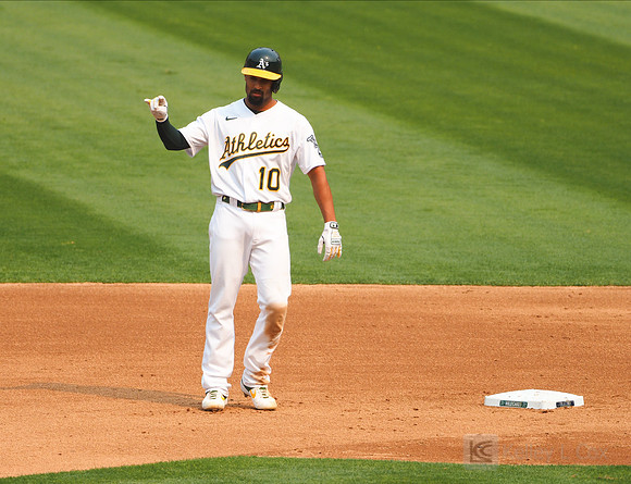 MLB: Wildcard-Chicago White Sox at Oakland Athletics