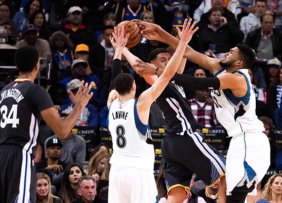 NBA: Minnesota Timberwolves at Golden State Warriors