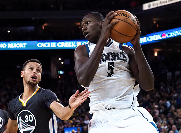 NBA: Minnesota Timberwolves at Golden State Warriors