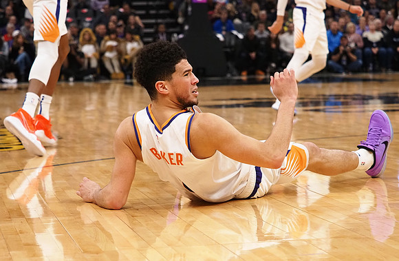 NBA: Phoenix Suns at Sacramento Kings