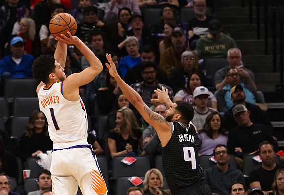 NBA: Phoenix Suns at Sacramento Kings