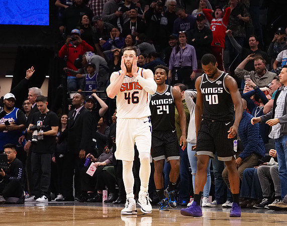 NBA: Phoenix Suns at Sacramento Kings