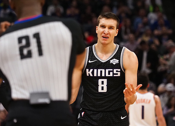 NBA: Phoenix Suns at Sacramento Kings