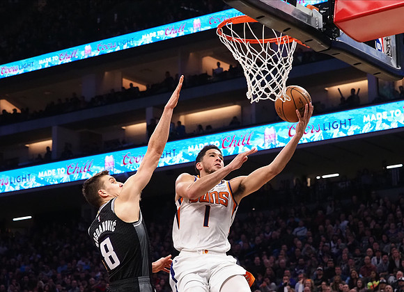 NBA: Phoenix Suns at Sacramento Kings