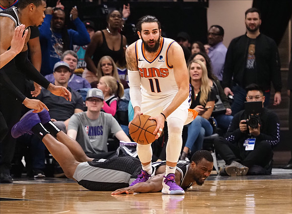 NBA: Phoenix Suns at Sacramento Kings