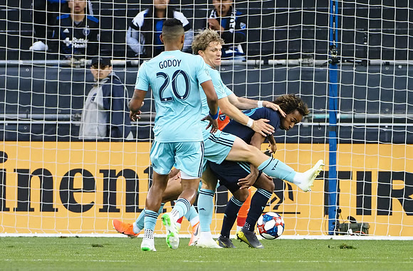 MLS: Sporting Kansas City at San Jose Earthquakes