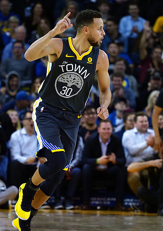 NBA: Phoenix Suns at Golden State Warriors