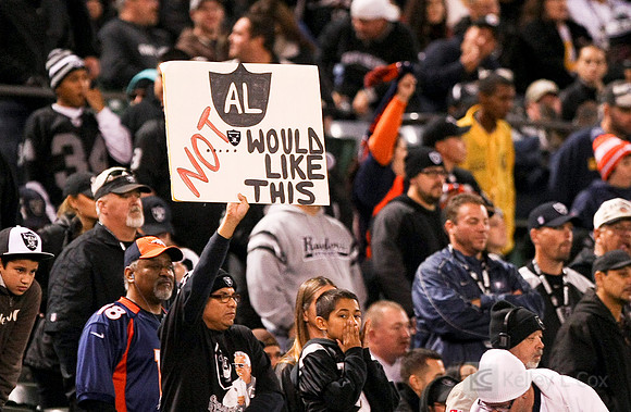 NFL: Denver Broncos at Oakland Raiders