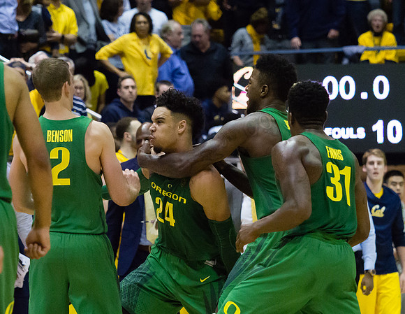 NCAA Basketball: Oregon at California