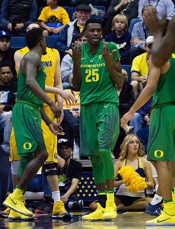NCAA Basketball: Oregon at California